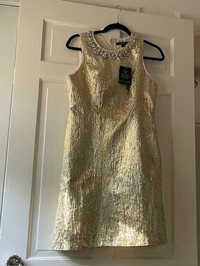 NWT Boston Proper Gold Metallic Foil Embellished Neck Shift Dress Size 8 NEW